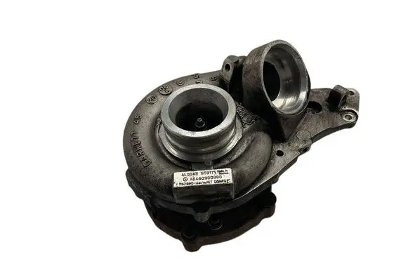Mercedes-Benz E W211 Turbo A6460900980 AL0043 T529904