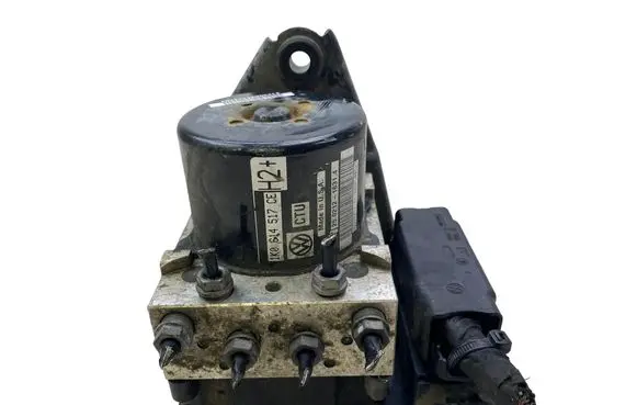 Volkswagen Golf VI ABS Pump 1K0907379AT 1K0614517CE