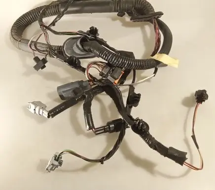 Opel Movano B Rear door wiring loom 8200778255