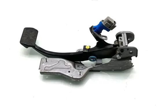 Ford Focus Brake pedal LX6C2D094KA