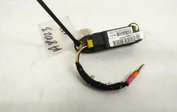 Mercedes-Benz C W203 Airbag deployment crash/impact sensor 0018204426 00030204610