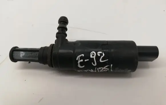 BMW 3 E92 E93 Windscreen/windshield washer pump 8377430