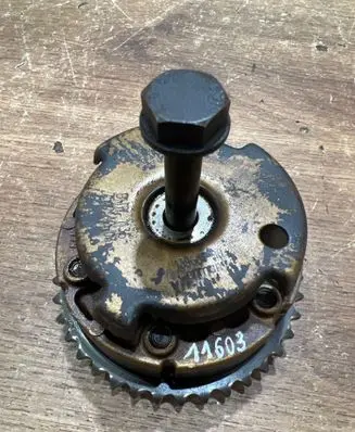BMW 1 E81 E87 Camshaft pulley/ VANOS 7540348