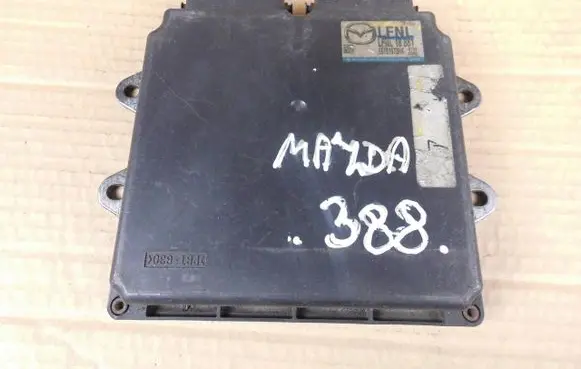 Mazda 3 III Engine control unit/module LFNL18881