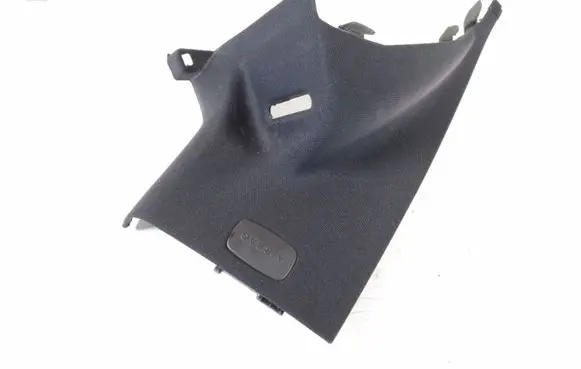 Mercedes-Benz E C207 W207 (D)pillar trim (top) A2076902925