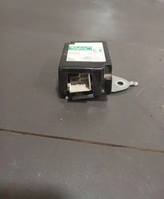 Lexus IS 220D-250-350 Door control unit/module 8974053050 2513003870