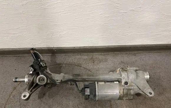 BMW 5 G30 G31 G38 Steering rack 6886598