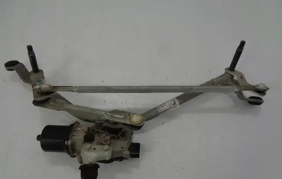 Renault Captur Front wiper linkage and motor