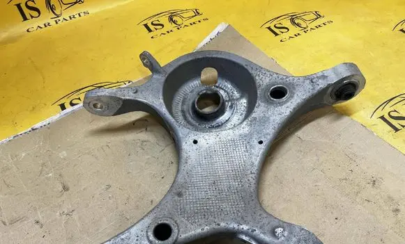 Ford Explorer VI Rear control arm LB5C5K651B