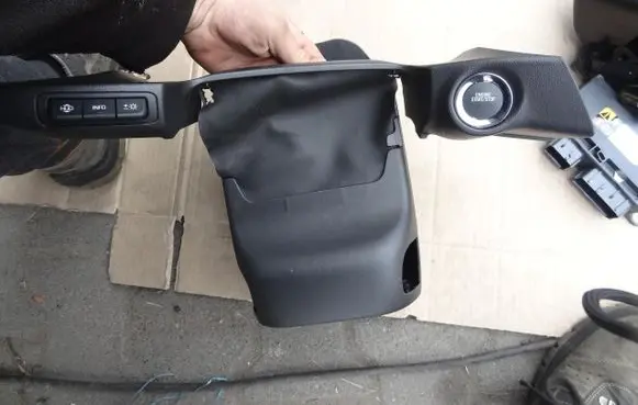 Opel Insignia B Steering wheel column trim XXXXXXXXXXXX
