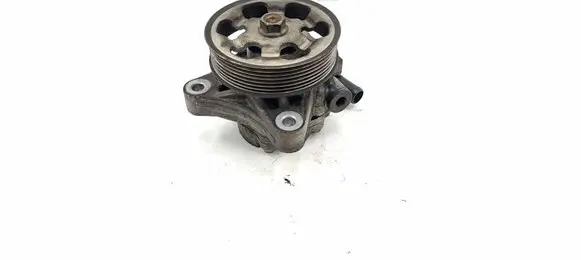 Honda CR-V Power steering pump 521431J