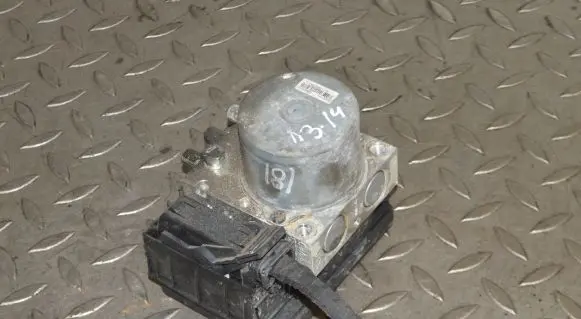 SsangYong Tivoli ABS Pump BE6003P801 4892035001
