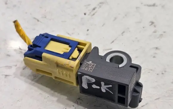 KIA Sportage Airbag deployment crash/impact sensor 95920B4000