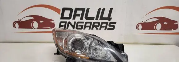 Mazda 3 II Headlight/headlamp