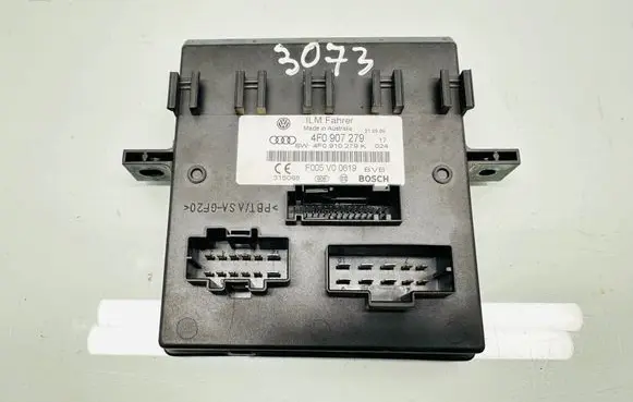 Audi Q7 4L Comfort/convenience module 4F0907279 F005V00619 4F0910279K