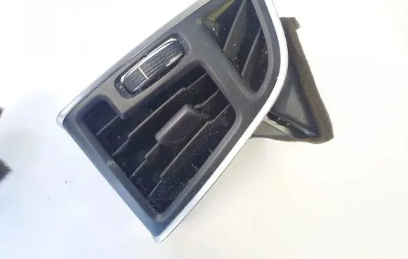 Ford C-MAX II Dash center air vent grill am51r018b09agw am51-r018b09-agw