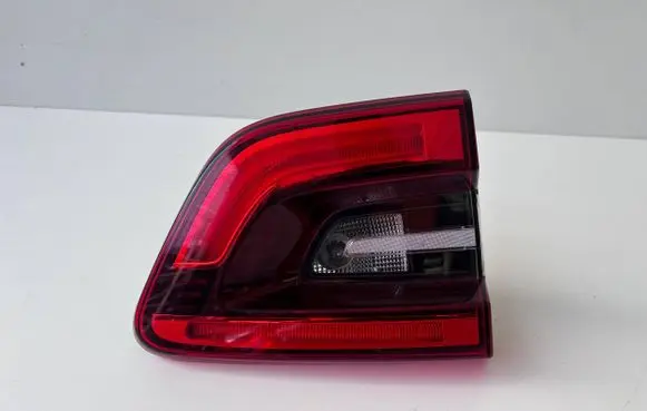 Renault Kadjar Tailgate rear/tail lights 265550151R