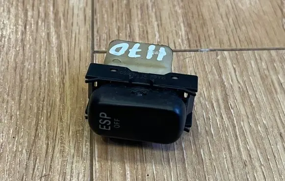 Mercedes-Benz ML W163 ESP (stability program) switch 1638202710 03100640 511216