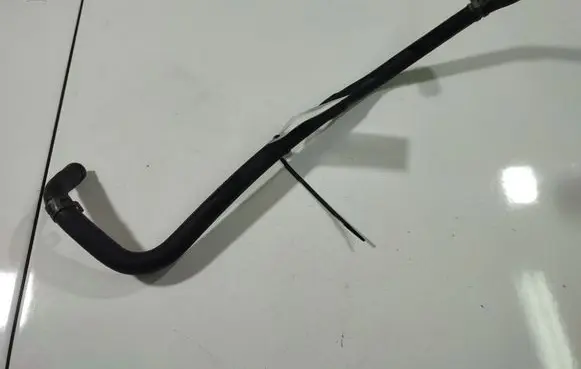 Honda FR-V Engine coolant pipe/hose 