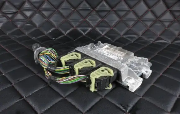 Ford Focus Engine control unit/module S180127006 BV6112A650BF BV6112A650BD