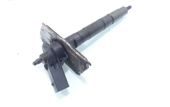 Audi A5 Sportback 8TA Fuel injector 03L130277