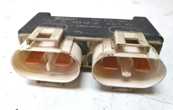 Volkswagen Transporter - Caravelle T4 Coolant fan relay 701919506