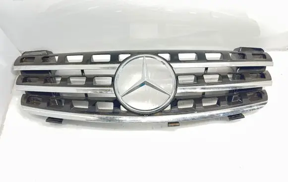 Mercedes-Benz ML W164 Front grill A1648801985
