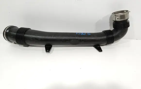 BMW 3 G20 G21 Air intake hose/pipe 8095810