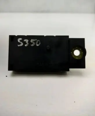 Mercedes-Benz S W221 Aerial antenna amplifier A2218201889 06T079 12415000