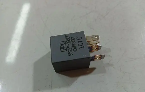Hyundai Santa Fe Other relay 952253B500