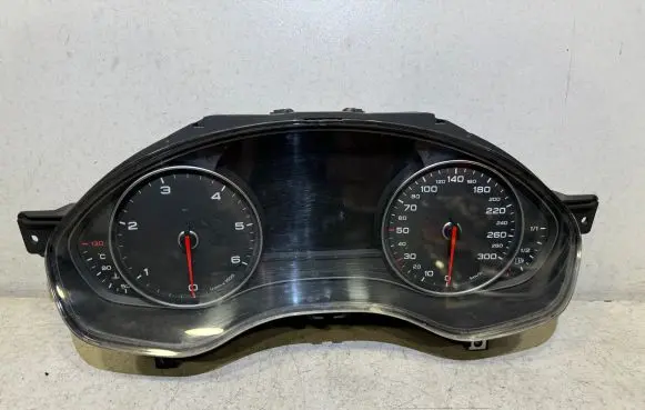 Audi A6 S6 C7 4G Speedometer (instrument cluster) 4G8920931N