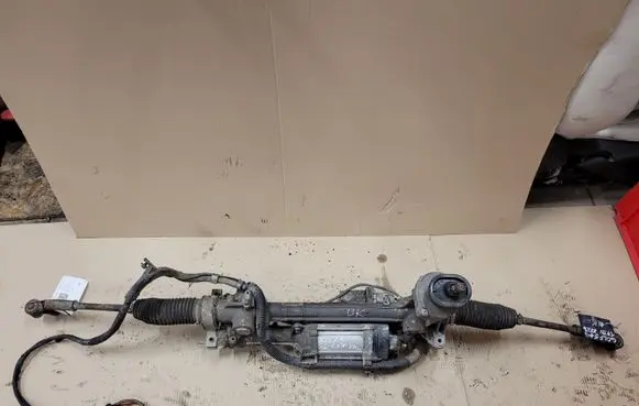 Volkswagen Golf Plus Steering rack