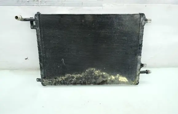 Land Rover Discovery Sport Coolant radiator GJ3219E839AC