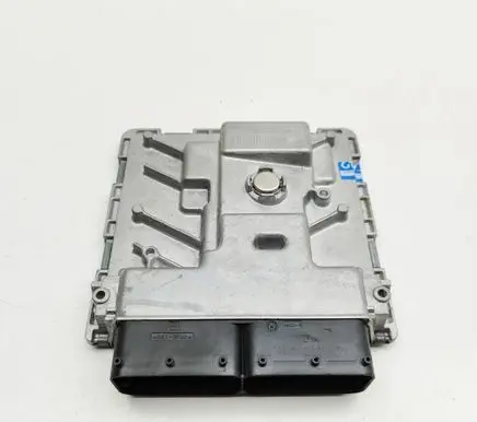 Audi A3 8Y Engine control unit/module 06K907425N