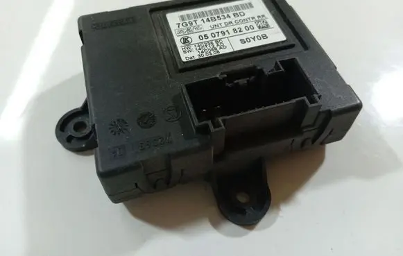 Land Rover Freelander 2 - LR2 Door control unit/module 7G9T14B534BD
