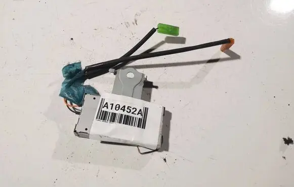 Toyota Avensis T270 Antenna control unit 8630005180