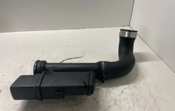 Mercedes-Benz E W211 Intercooler hose/pipe A2115280308 A2115283182