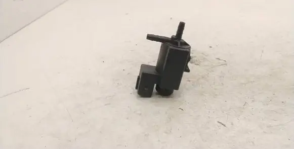 BMW 5 E60 E61 Turbo solenoid valve 72234100 1742712 04T170