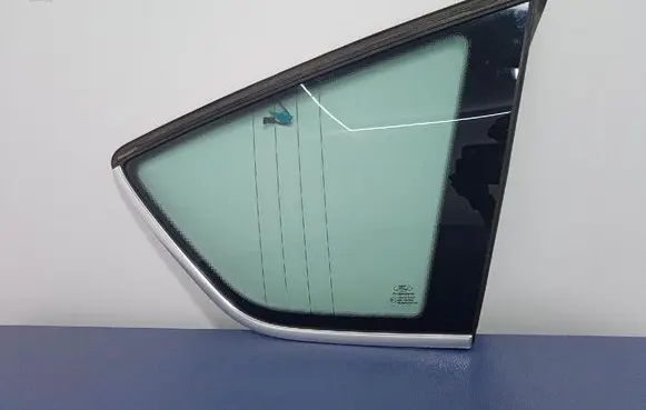 Ford S-MAX Rear side window