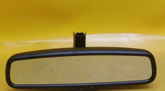 Rear view mirror (interior)