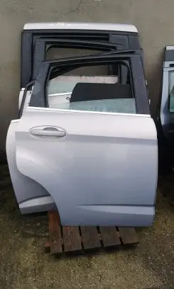 Ford C-MAX II Rear door