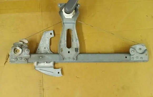 Citroen C1 Front door manual window regulator 