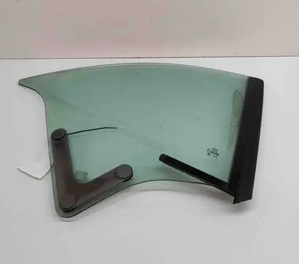 Audi A5 Rear side window 8F0845298B