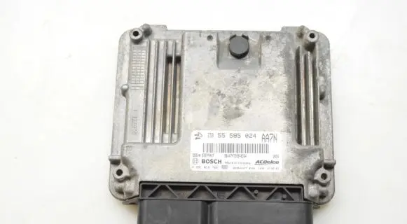 Opel Insignia A Engine control unit/module 55585024