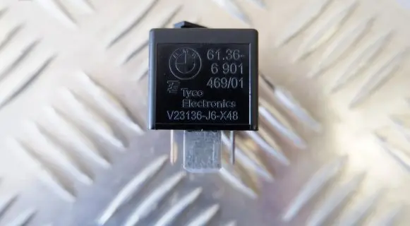 BMW 5 F10 F11 Other relay 6901469