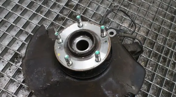 KIA Sorento Front wheel hub