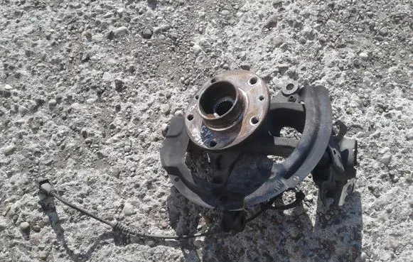 Renault Megane IV Front wheel hub 411614022R