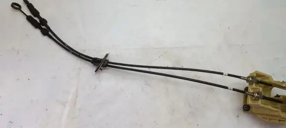 Hyundai Tucson JM Gear shift cable linkage M02 5F11