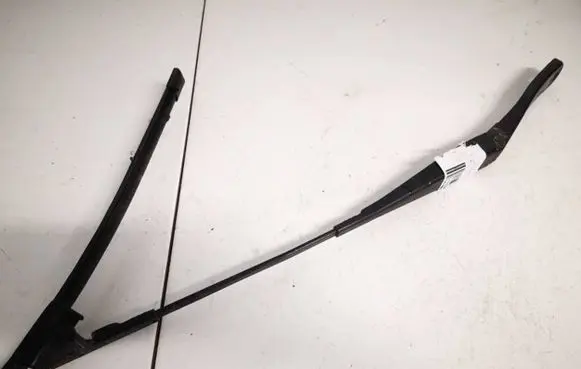 Opel Astra H Front wiper blade arm 13111219