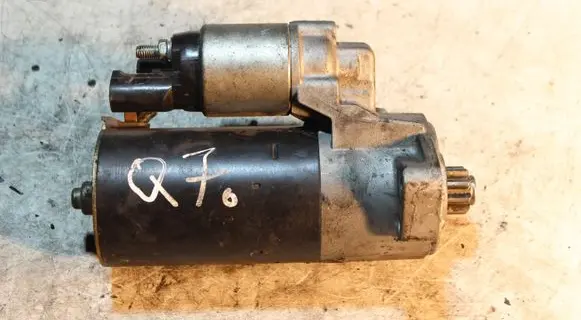 Audi Q7 4L Starter motor 1005831451 059911021K